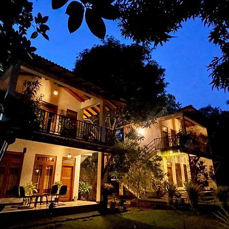 Kithmi Resort Полонарува Екстериор снимка