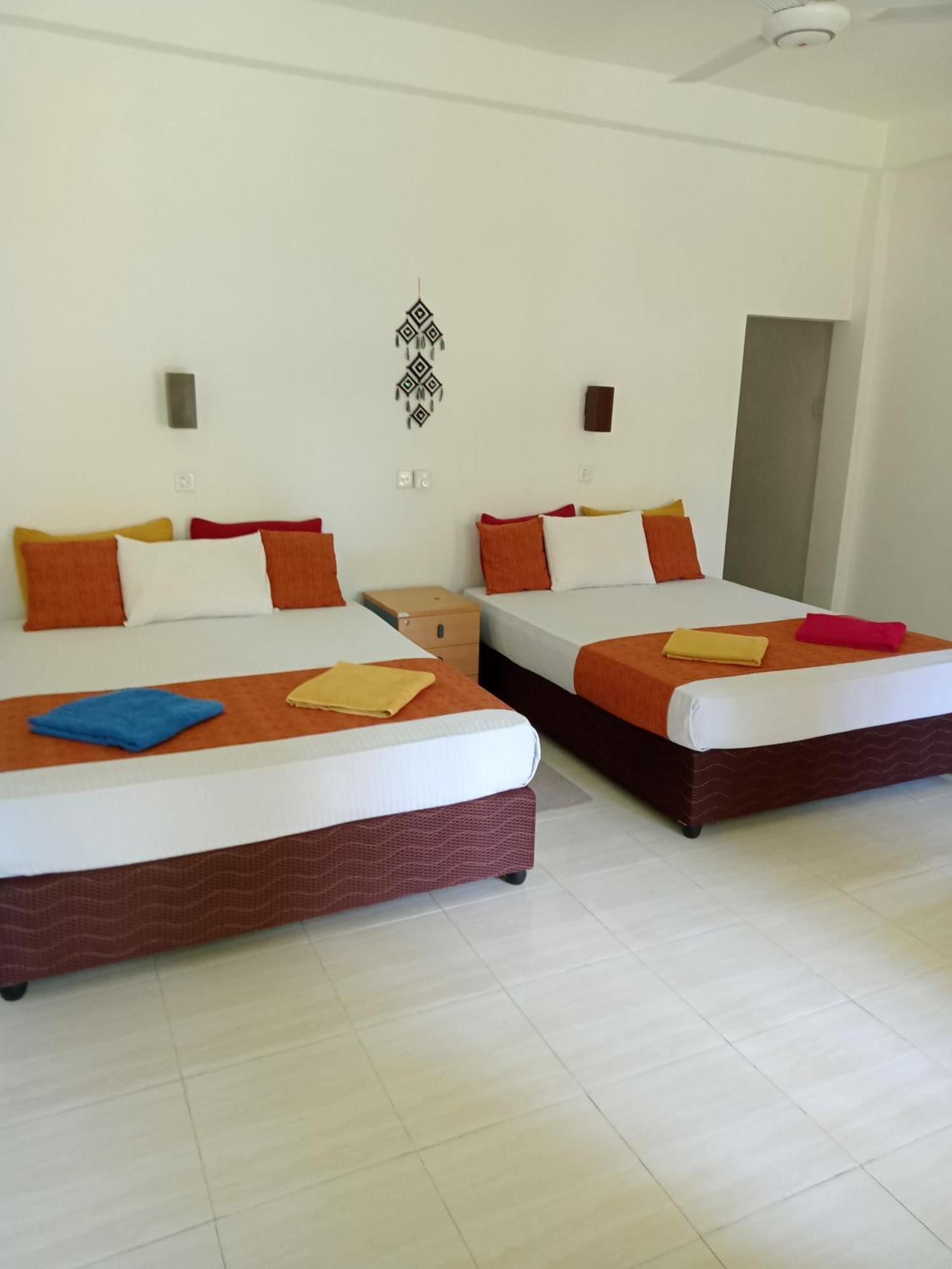 Kithmi Resort Полонарува Екстериор снимка