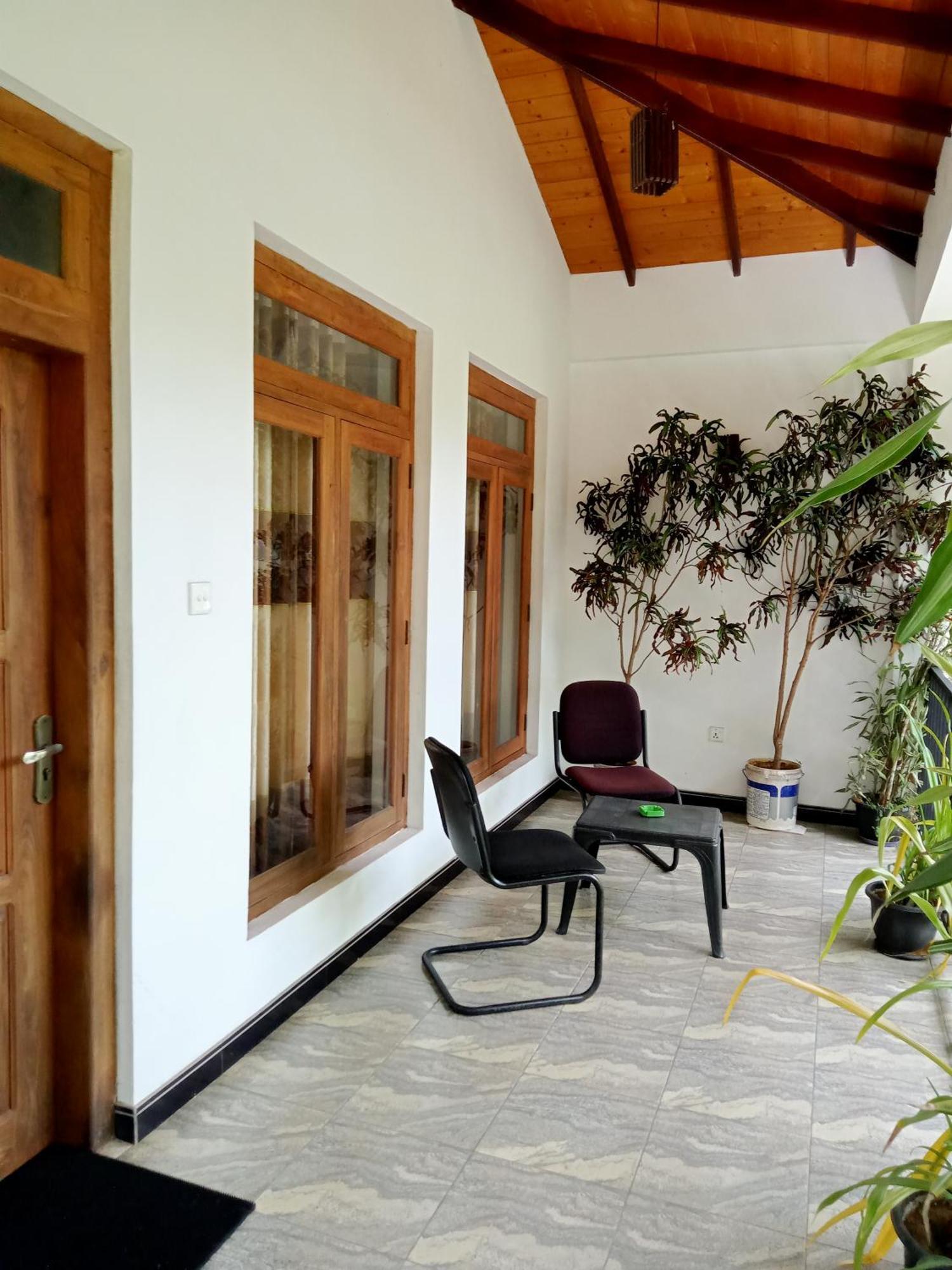 Kithmi Resort Полонарува Екстериор снимка