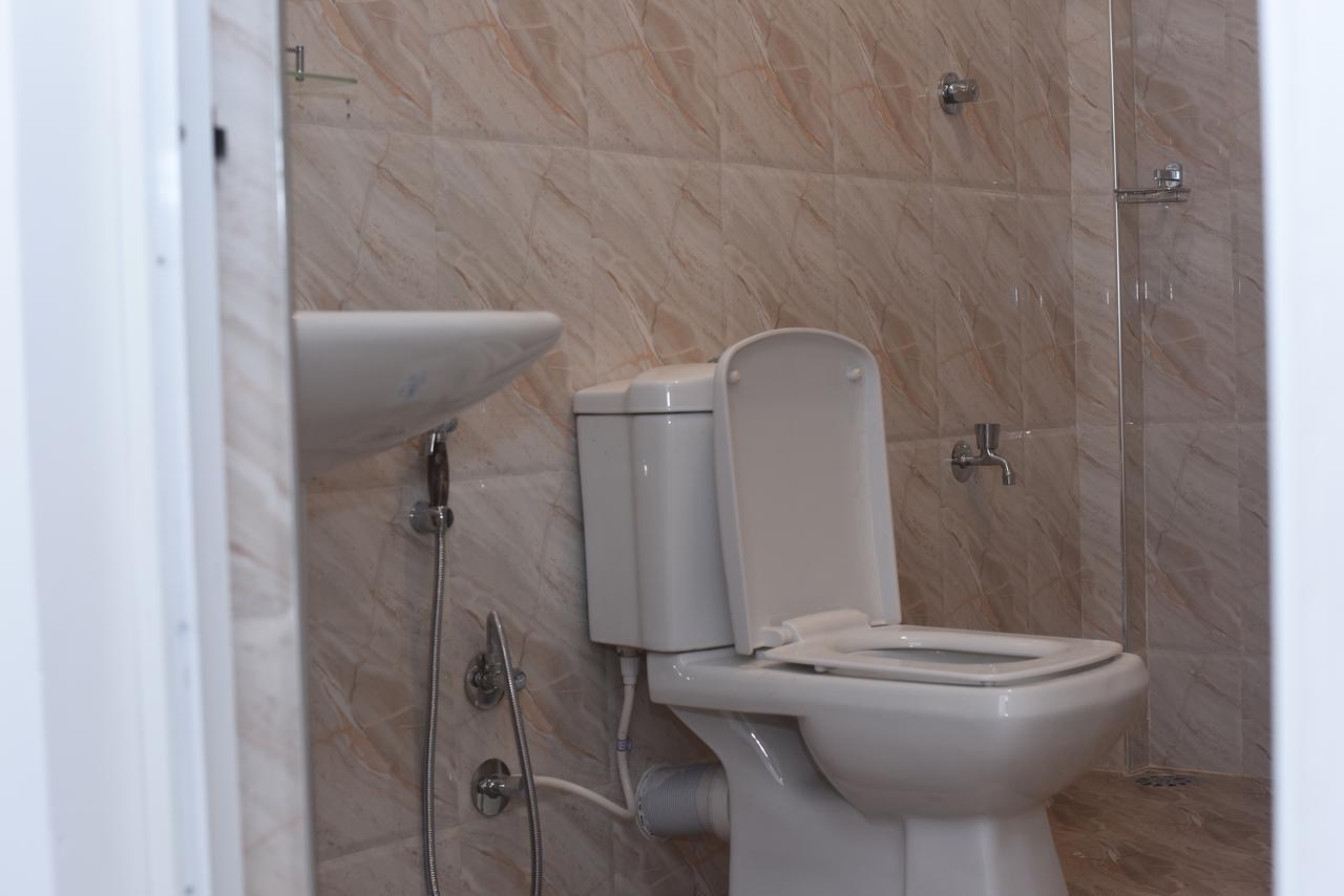 Kithmi Resort Полонарува Екстериор снимка